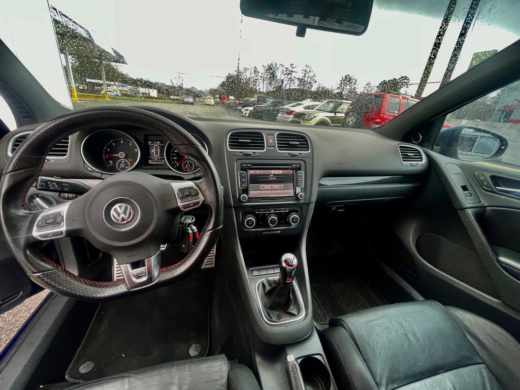 2010 Volkswagen GTI Image 7