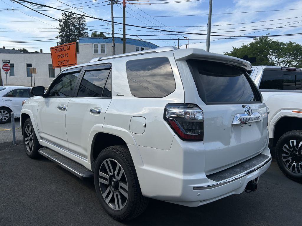 2023 Toyota 4Runner Image 2