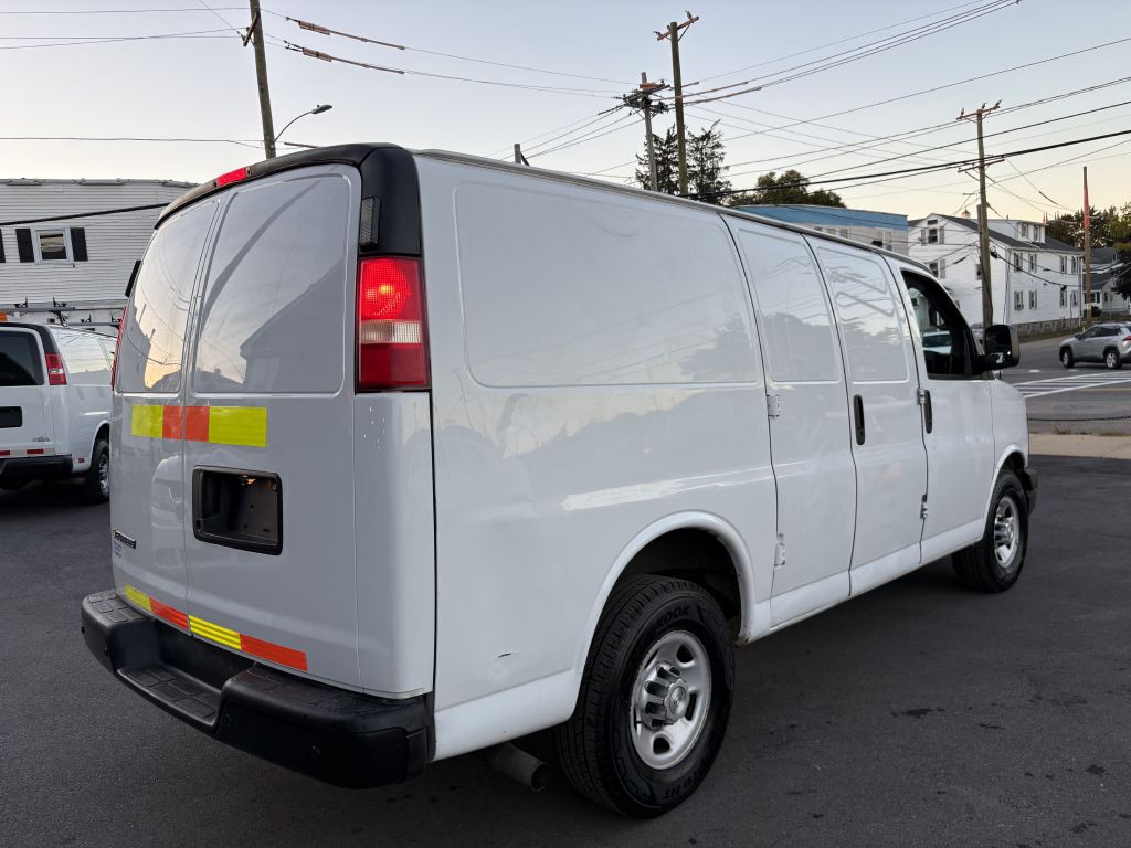 2014 Chevrolet Express Image 6