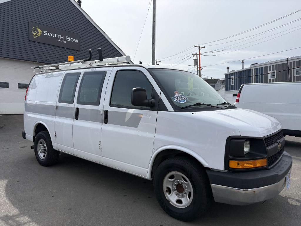 2017 Chevrolet Express Image 4