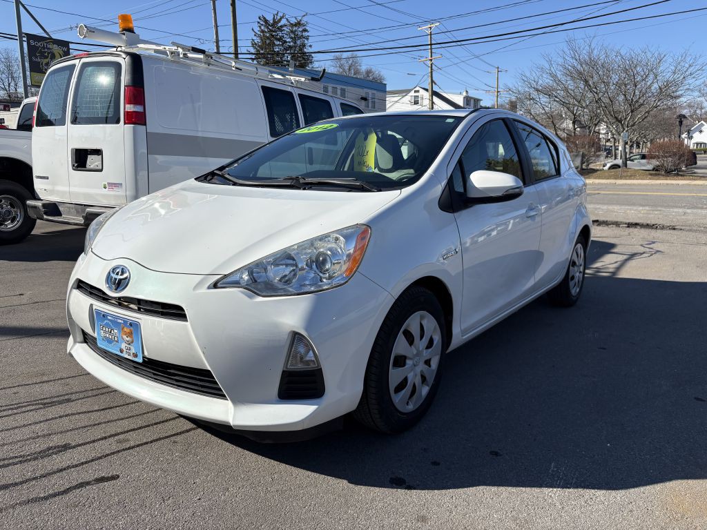 2012 Toyota Prius Image 6