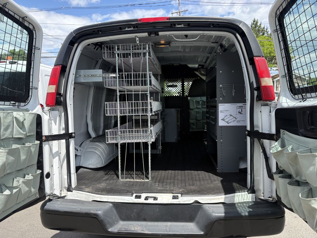 2011 Chevrolet Express Image 6