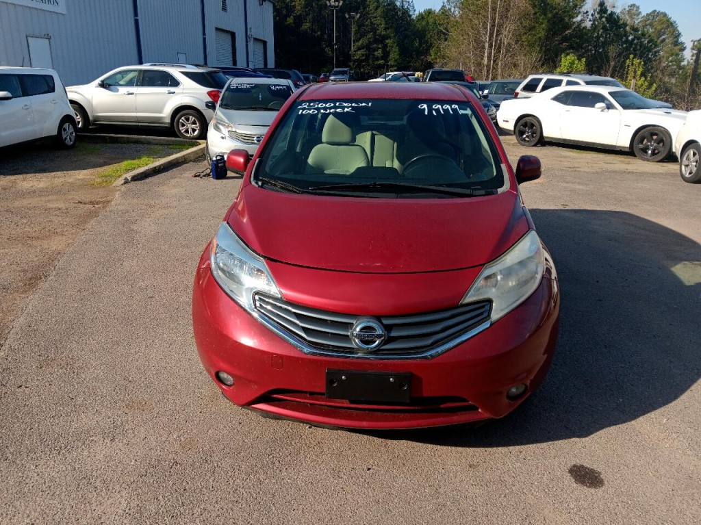 2014 Nissan Versa Image 2