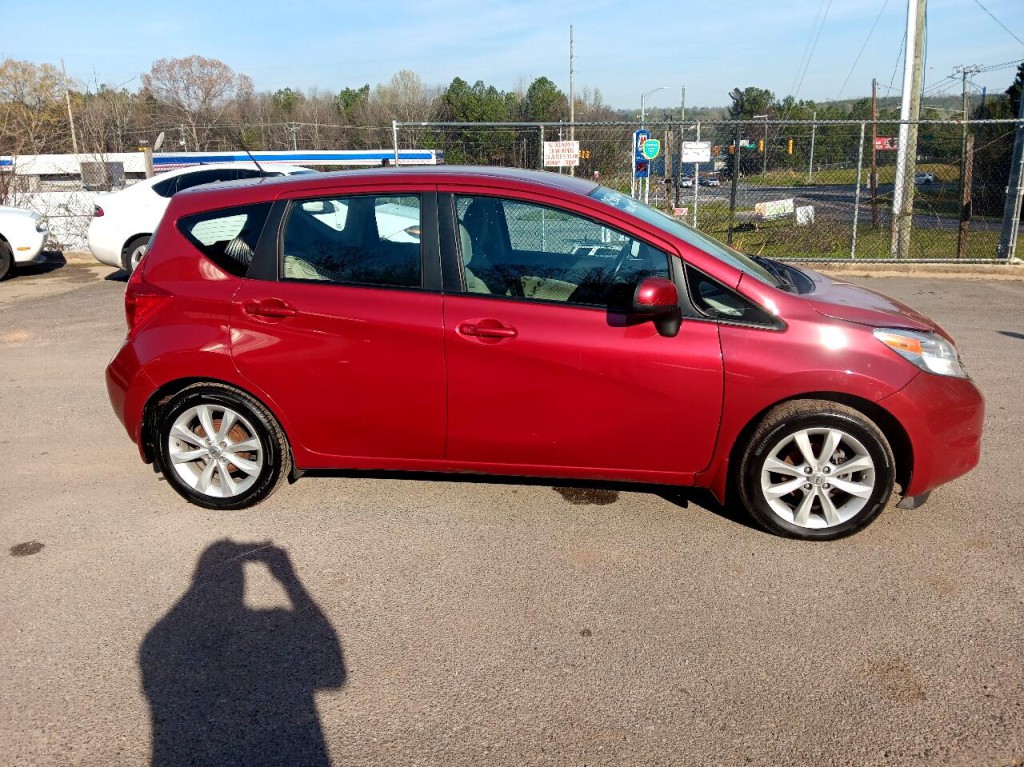 2014 Nissan Versa Image 4