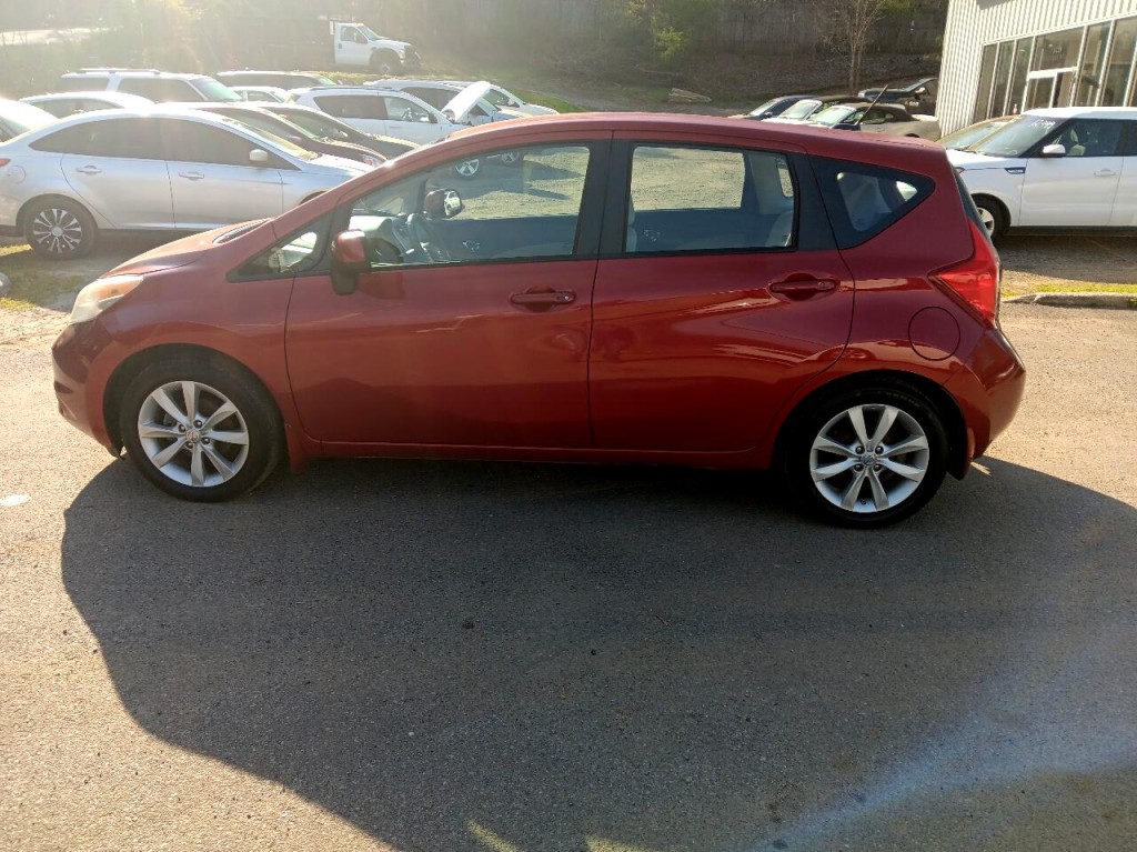 2014 Nissan Versa Image 8