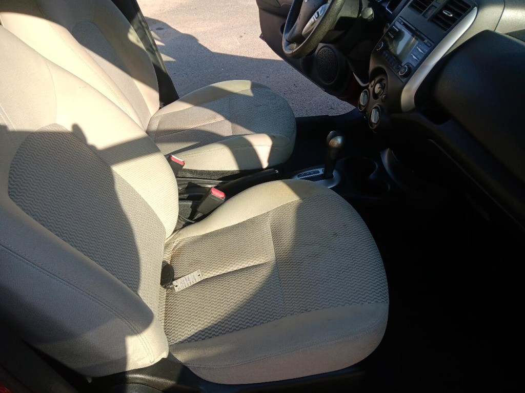 2014 Nissan Versa Image 13