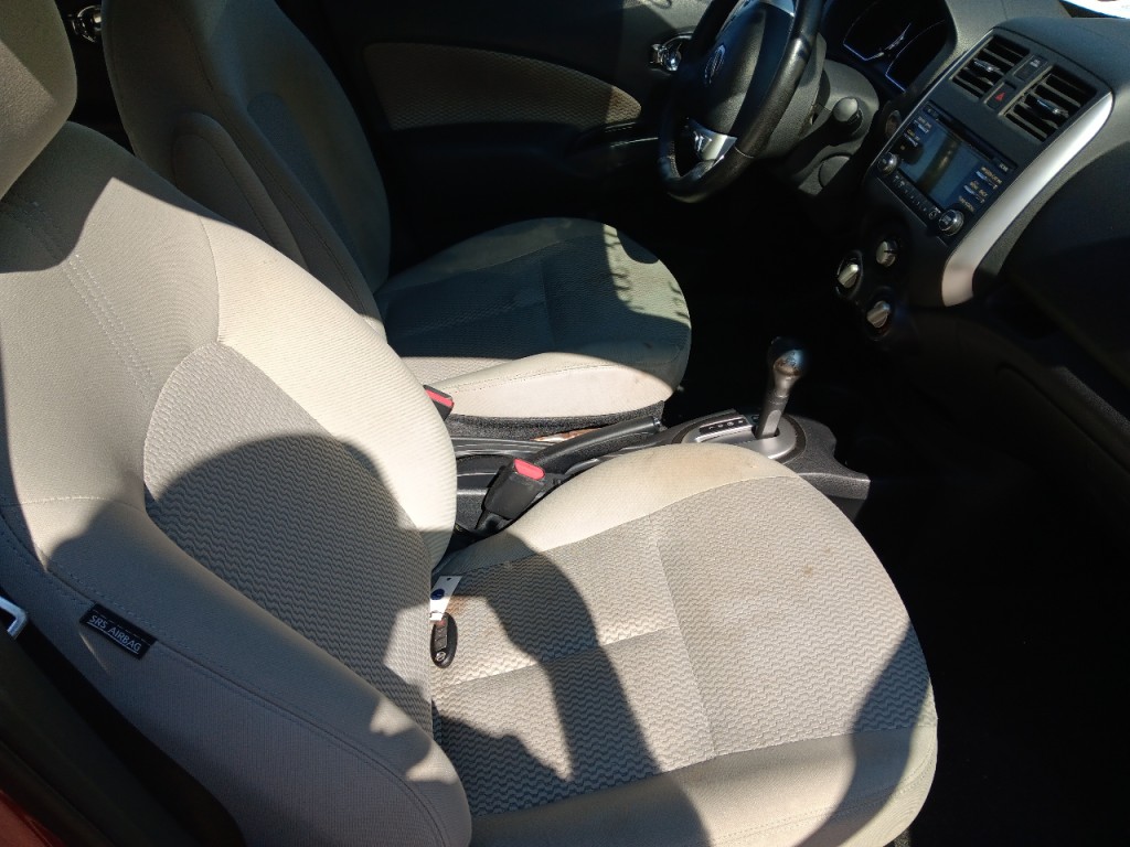 2014 Nissan Versa Image 21
