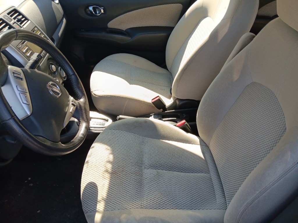 2014 Nissan Versa Image 27