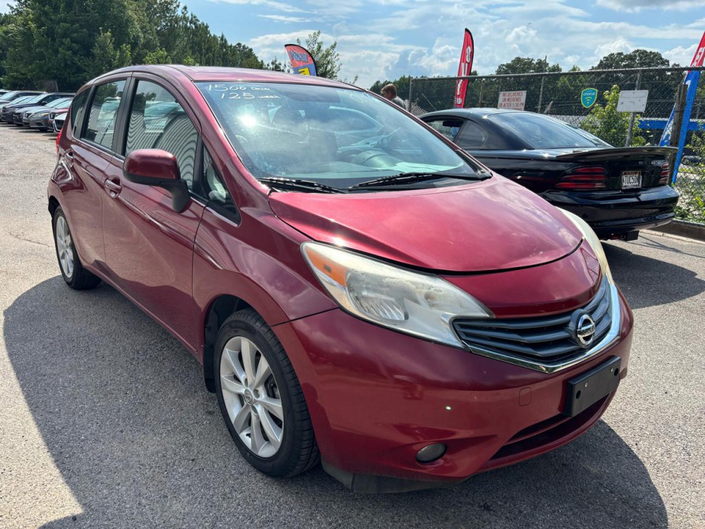 2014 Nissan Versa Image 2