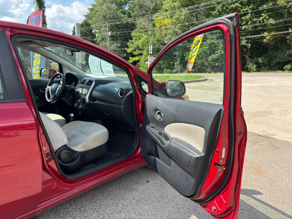 2014 Nissan Versa Image 8