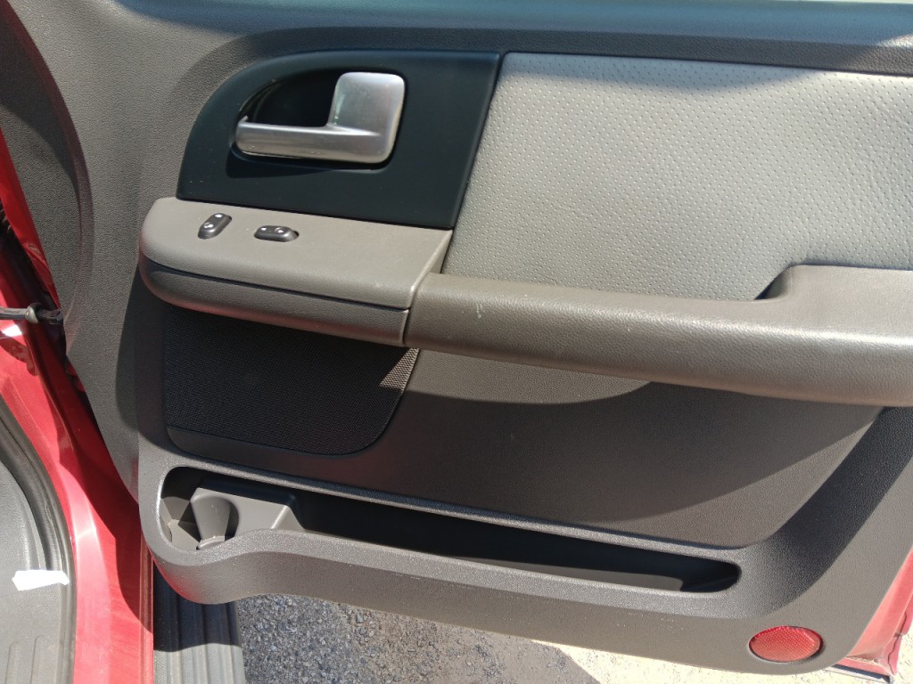 2003 Ford Expedition Image 10