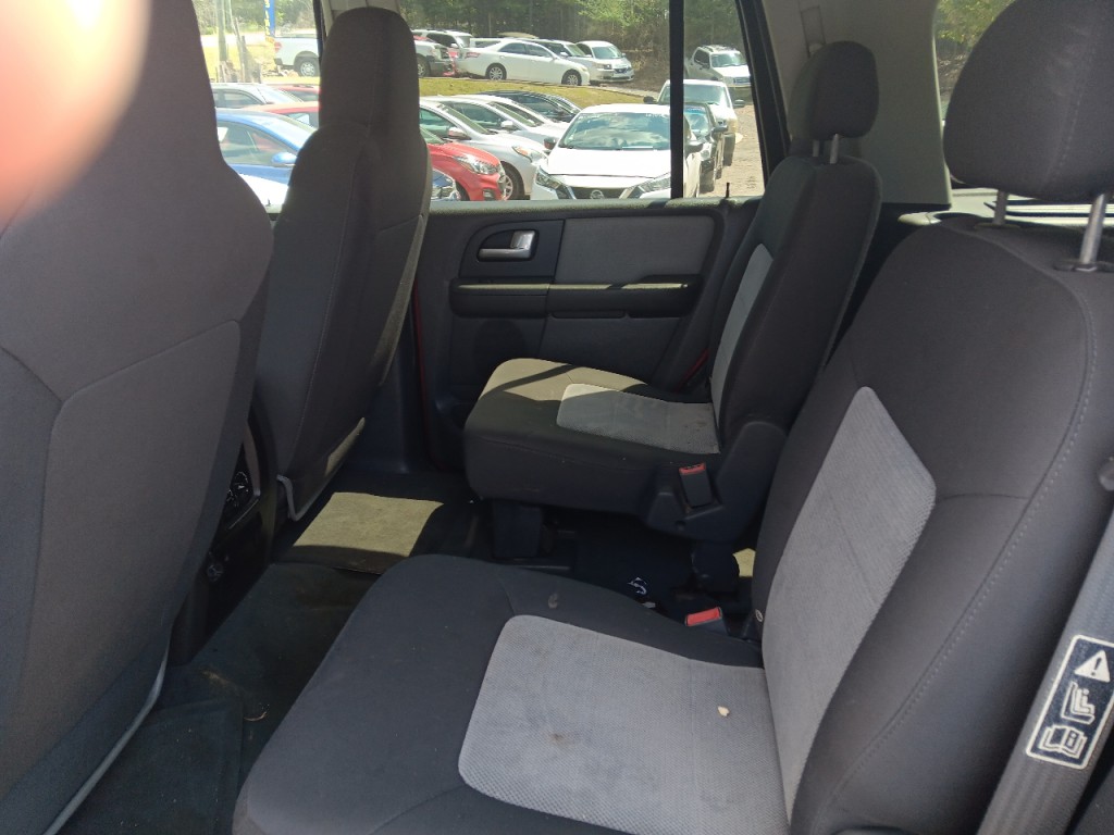 2003 Ford Expedition Image 15
