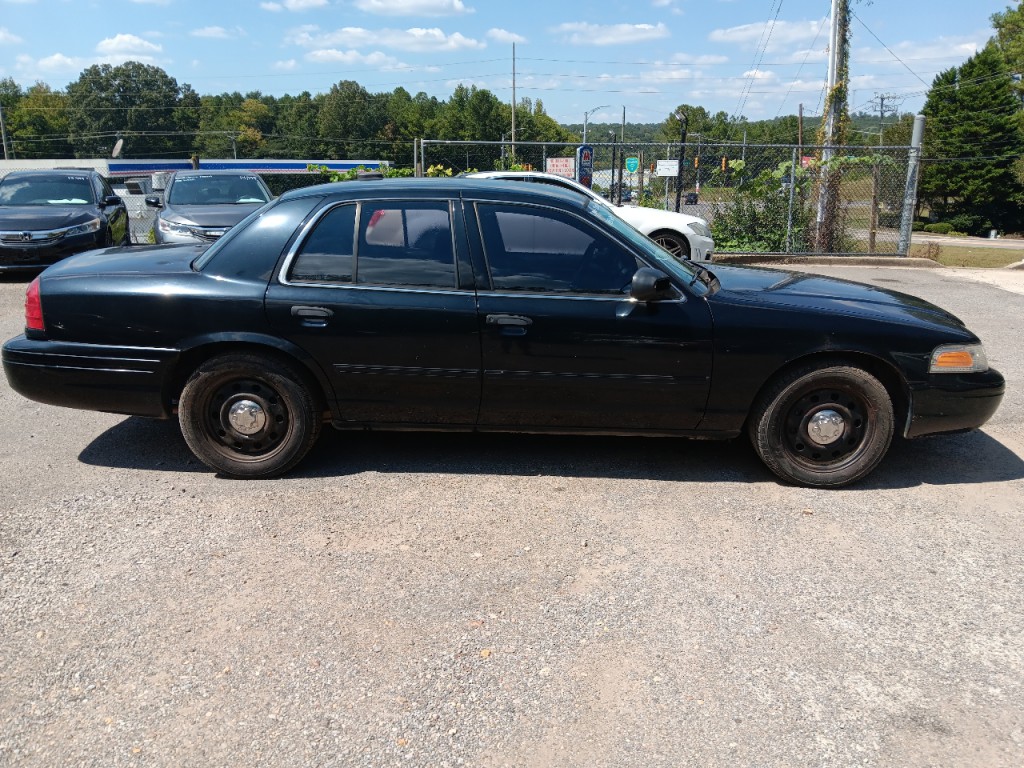 2010 Ford Crown Victoria Image 4