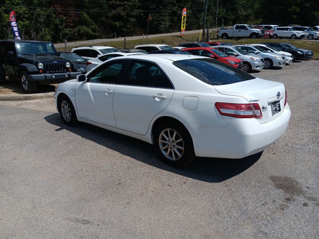 2010 Toyota Camry Image 7