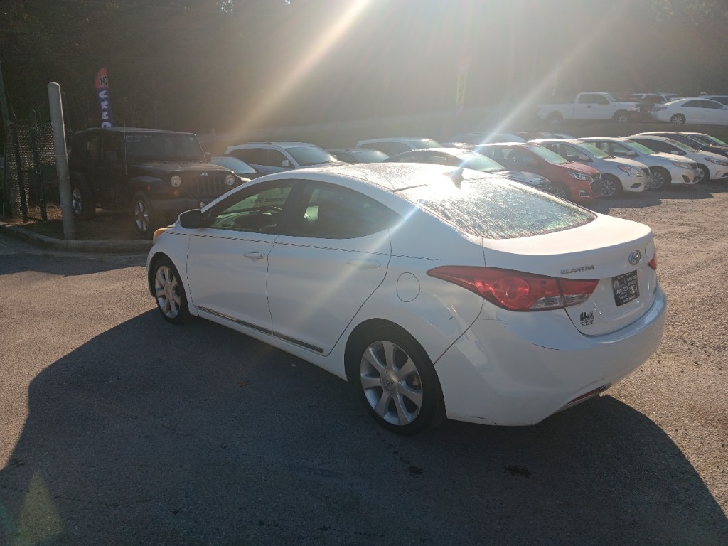 2013 Hyundai Elantra Image 7