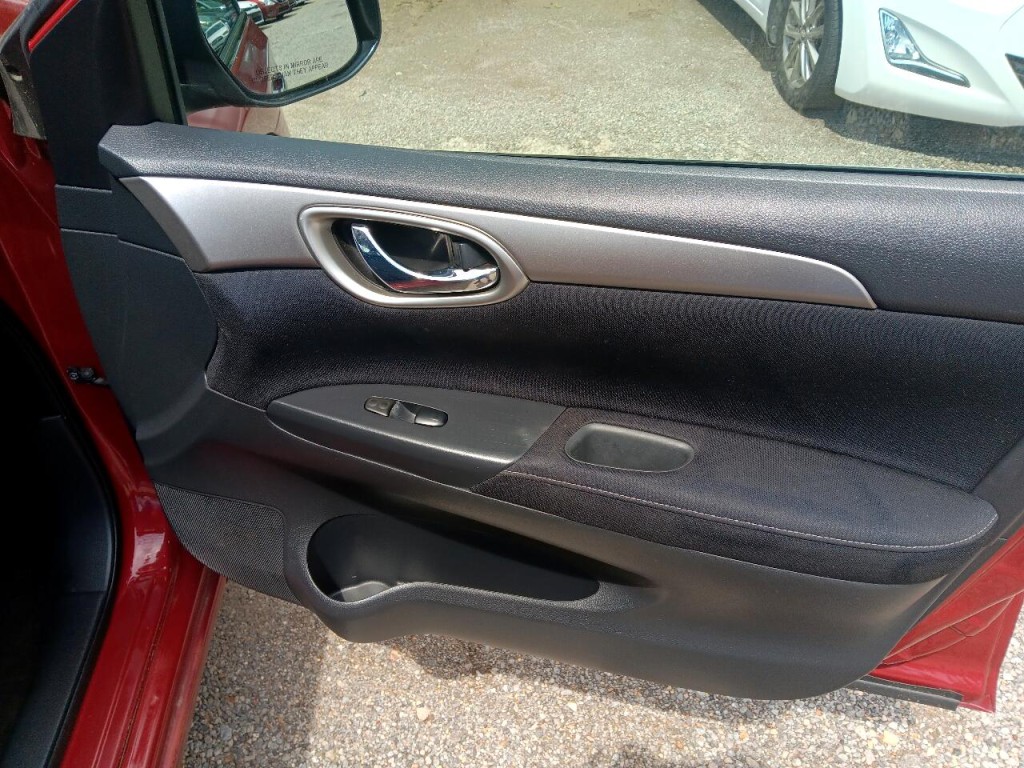 2014 Nissan Sentra Image 9