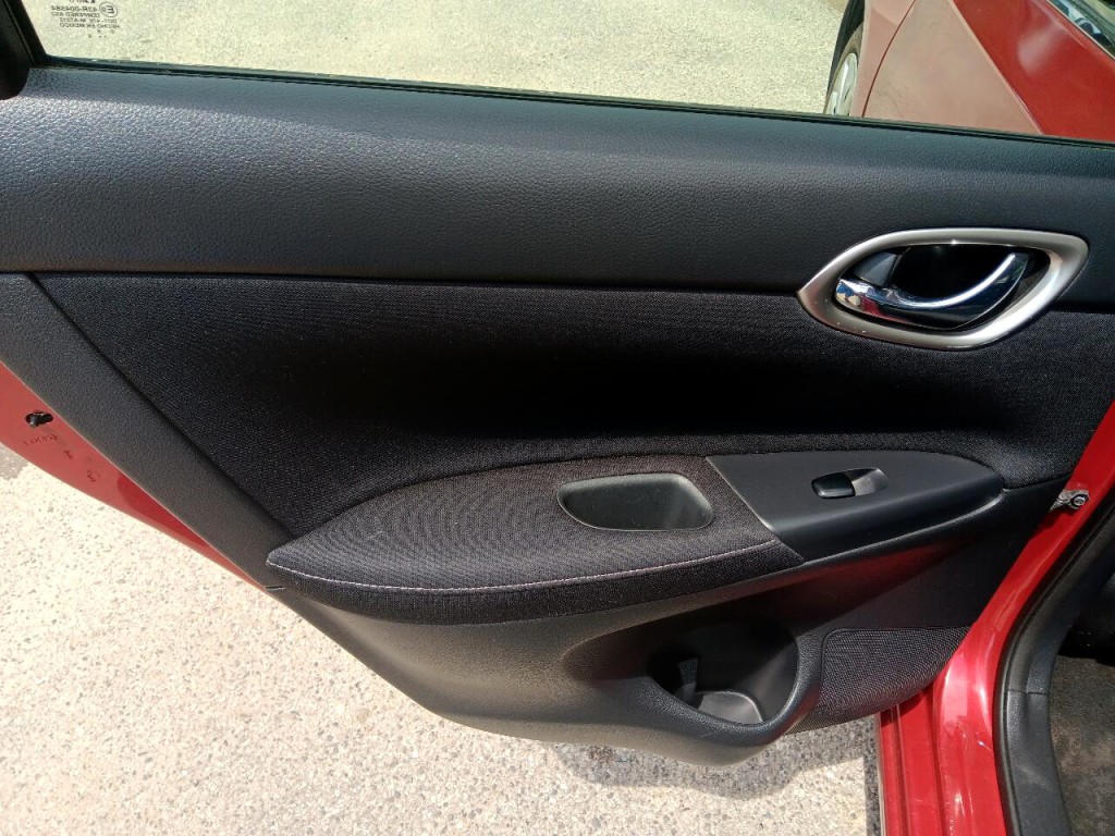 2014 Nissan Sentra Image 13