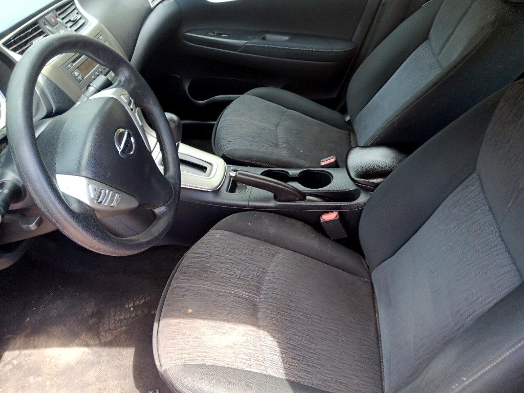 2014 Nissan Sentra Image 16