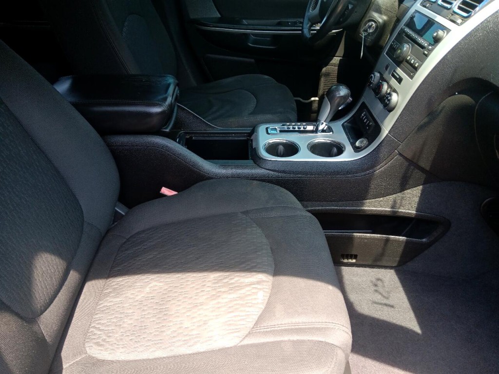 2012 GMC Acadia Image 10