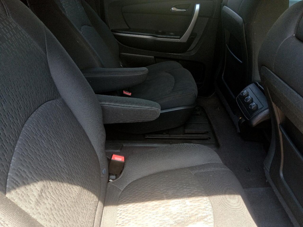 2012 GMC Acadia Image 12