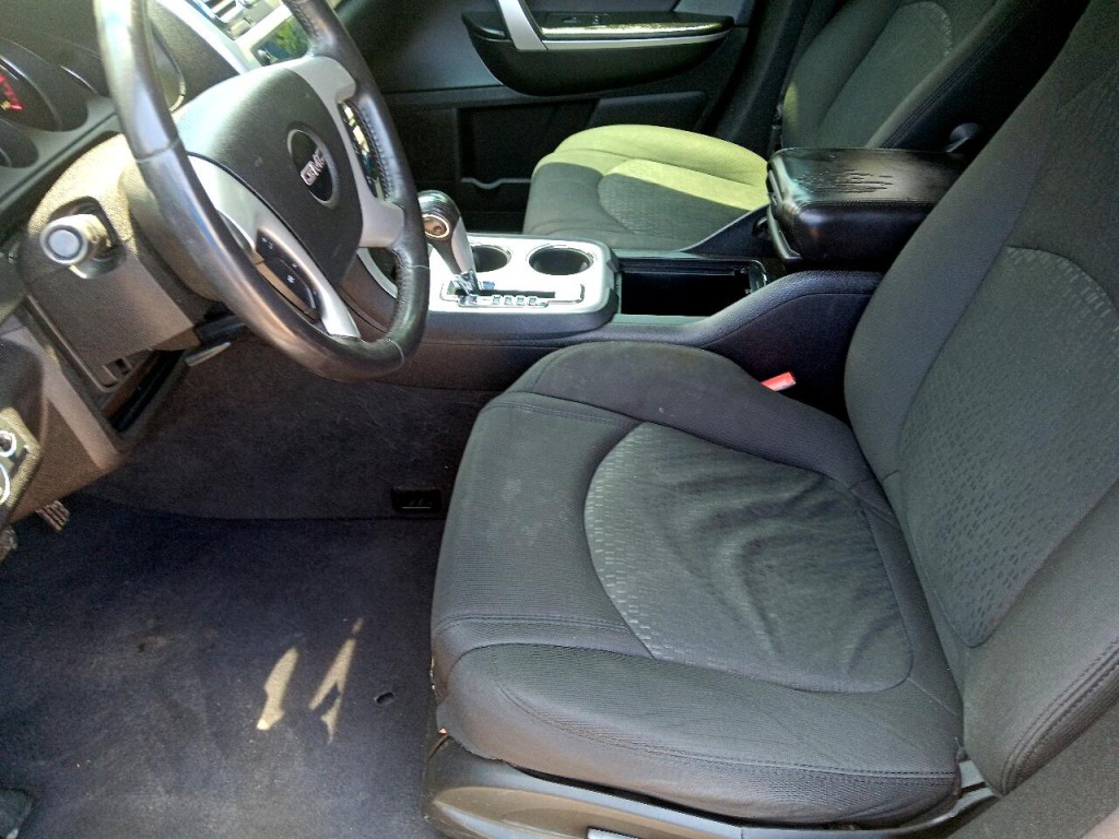 2012 GMC Acadia Image 16