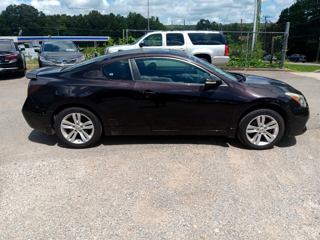 2011 Nissan Altima Image 16
