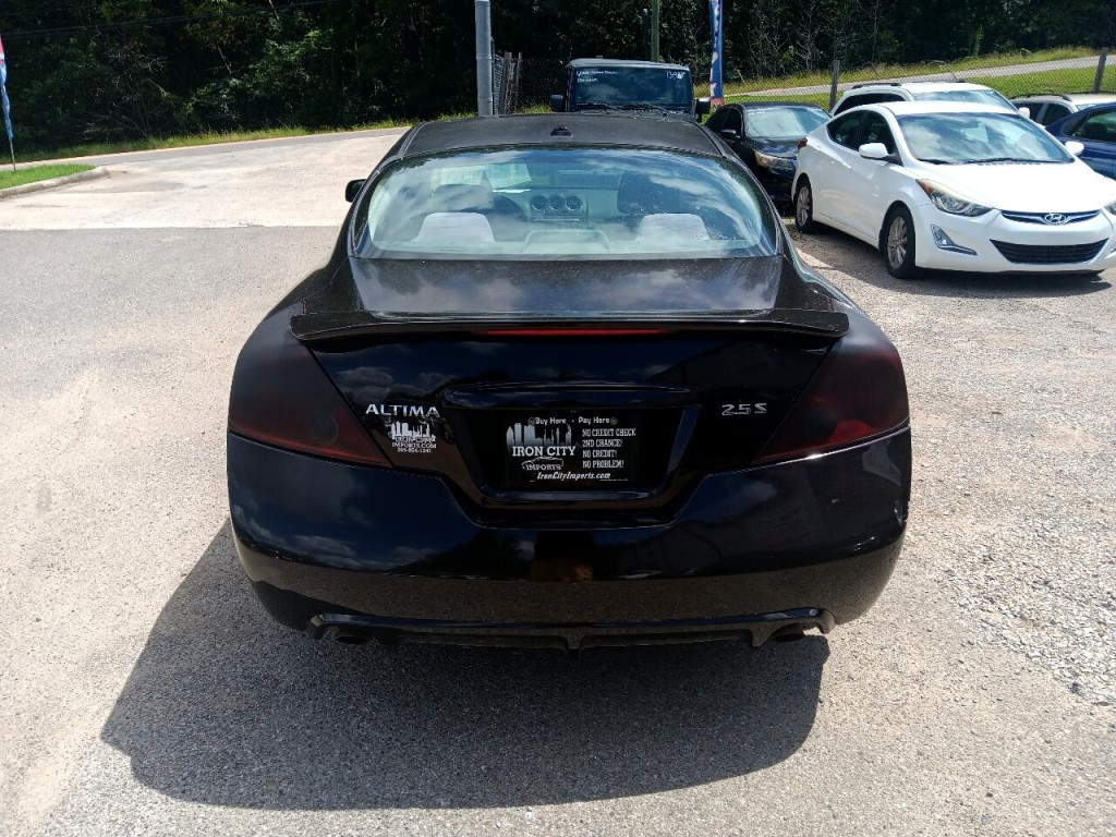 2011 Nissan Altima Image 18