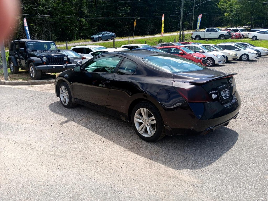 2011 Nissan Altima Image 19