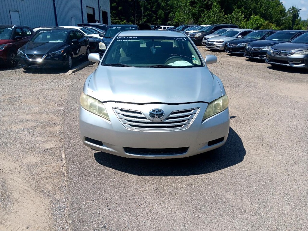 2009 Toyota Camry Image 2