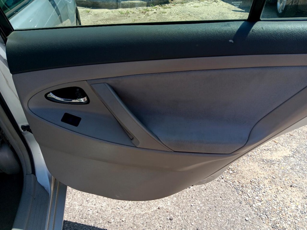2009 Toyota Camry Image 11