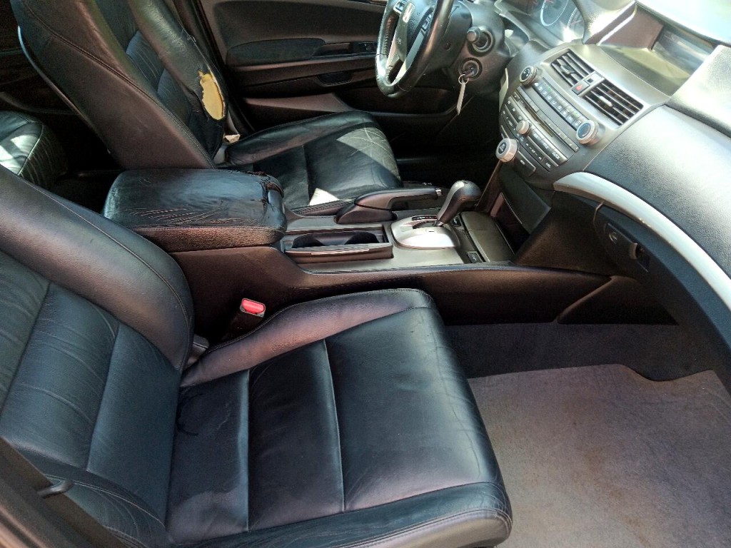2012 Honda Accord Image 9