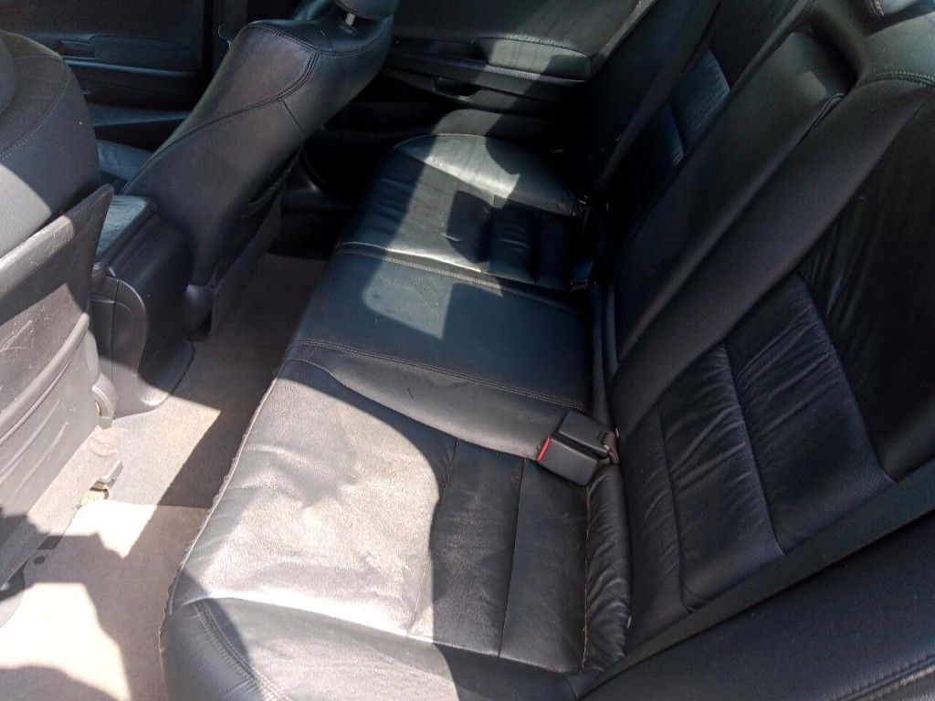 2012 Honda Accord Image 13