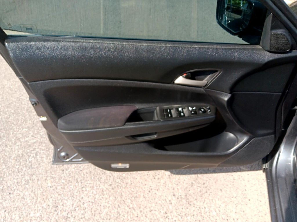 2012 Honda Accord Image 14