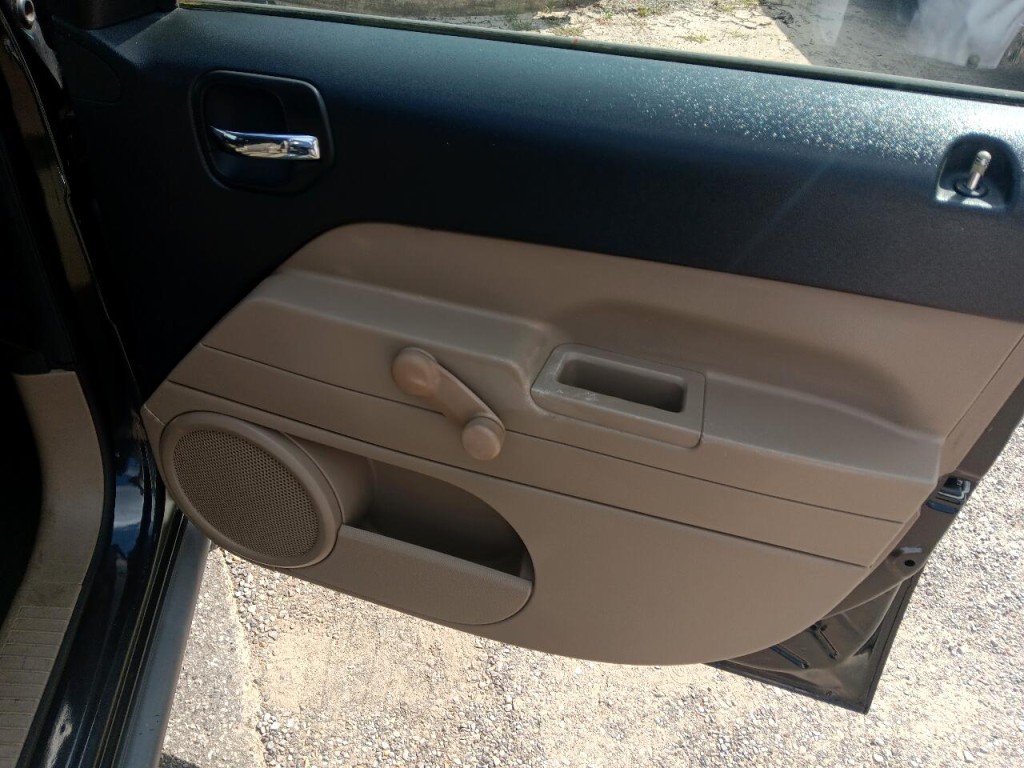 2010 Jeep Patriot Image 8