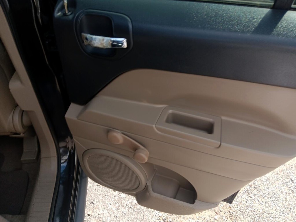 2010 Jeep Patriot Image 10