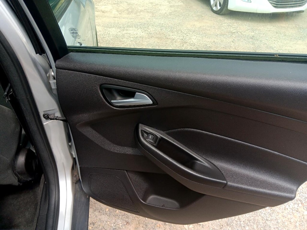 2014 Ford Focus Image 10