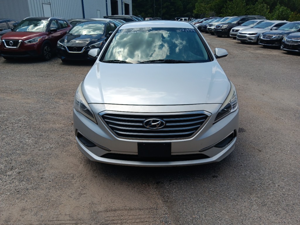 2016 Hyundai Sonata Image 2