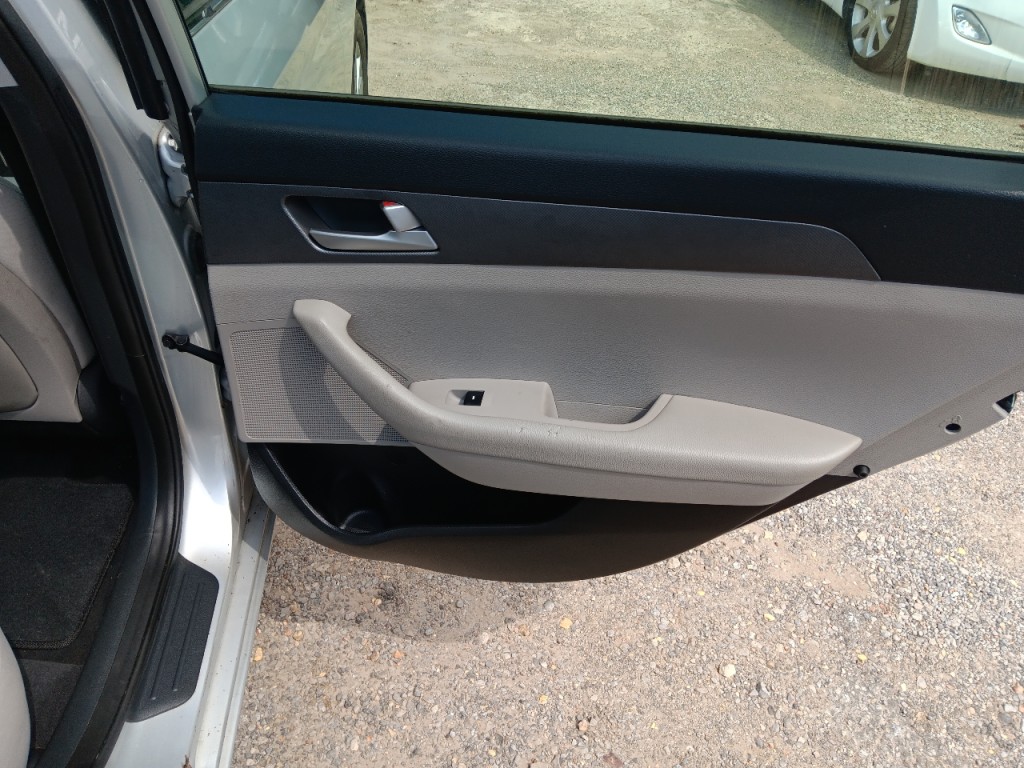 2016 Hyundai Sonata Image 11