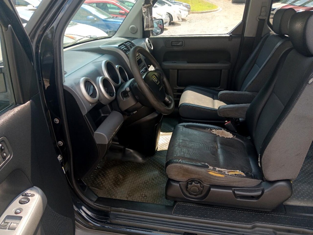 2004 Honda Element Image 11