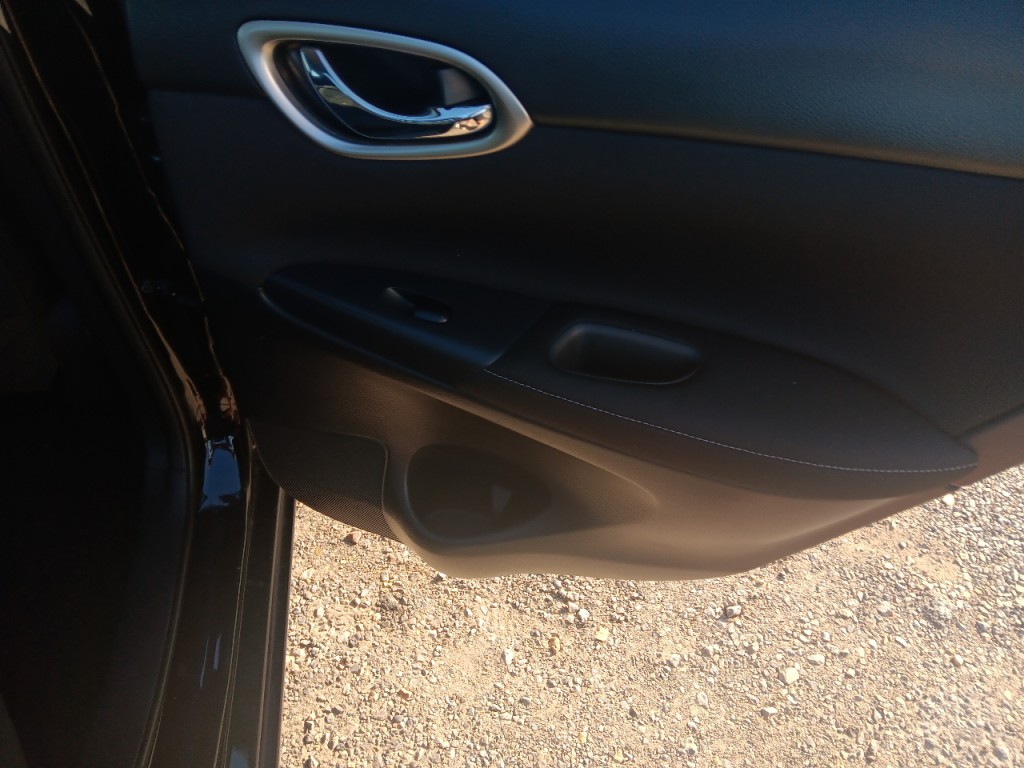2015 Nissan Sentra Image 10