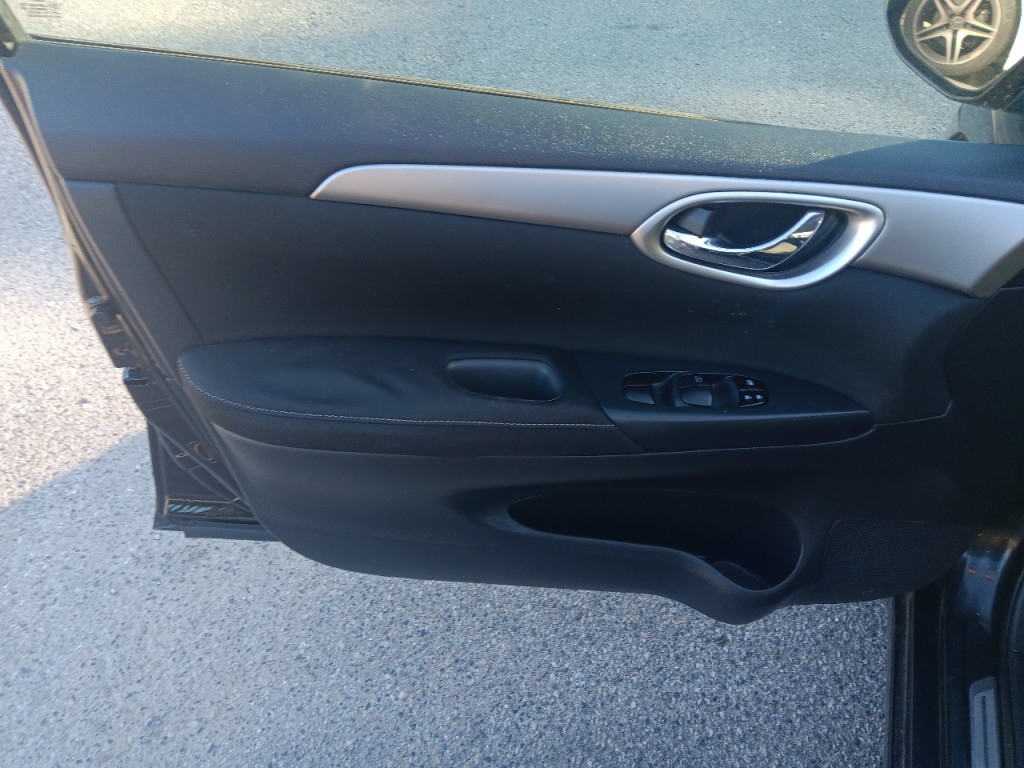 2015 Nissan Sentra Image 14