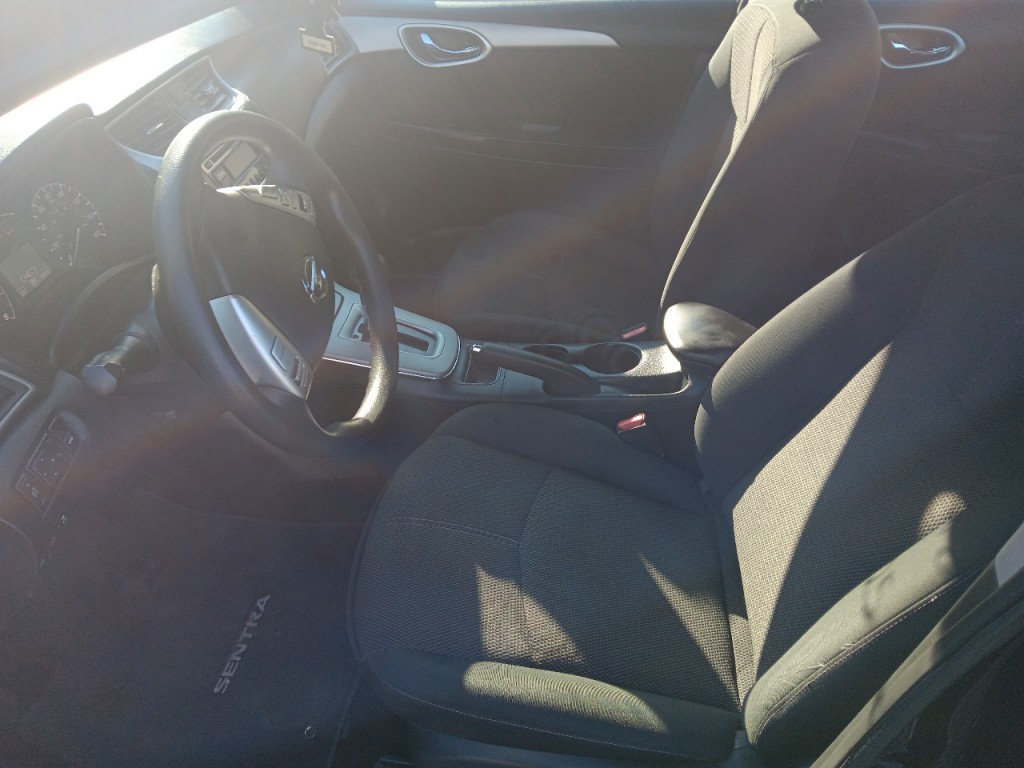 2015 Nissan Sentra Image 15