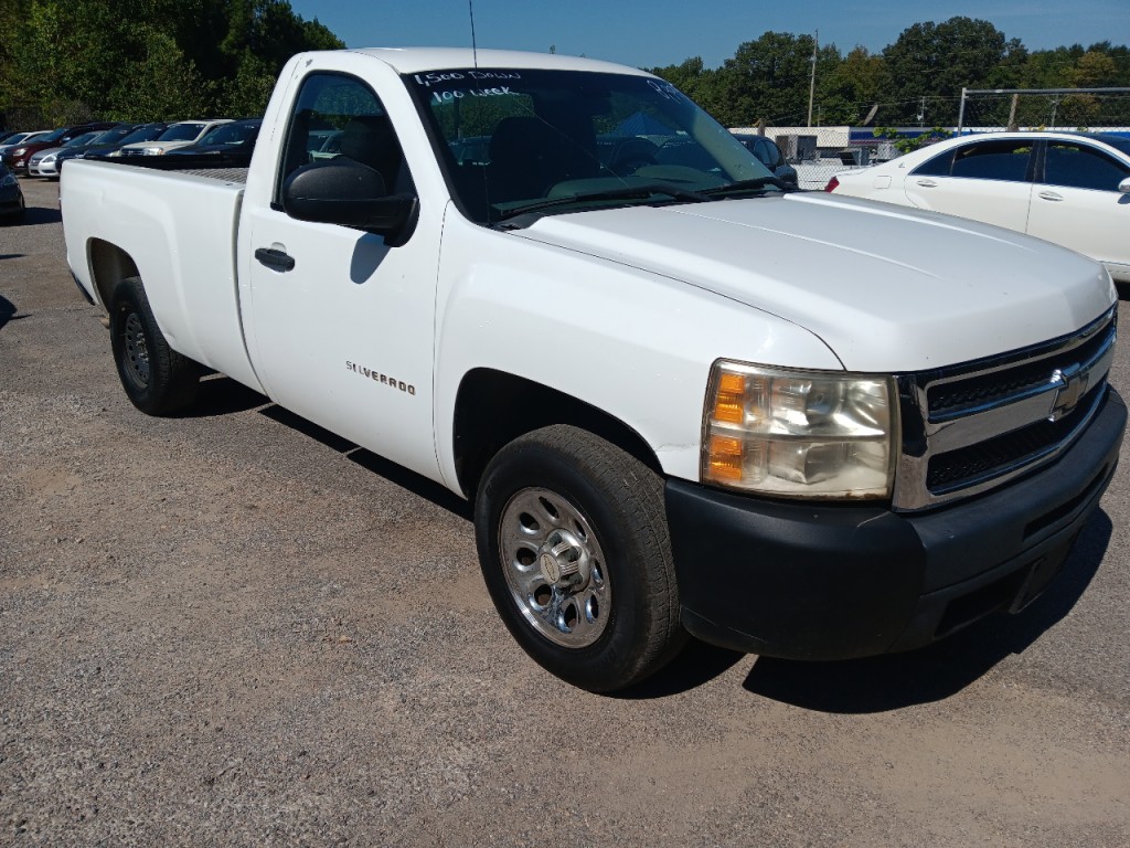 2011 Chevrolet Silverado 1500 Image 3