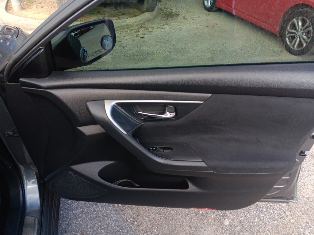 2014 Nissan Altima Image 8