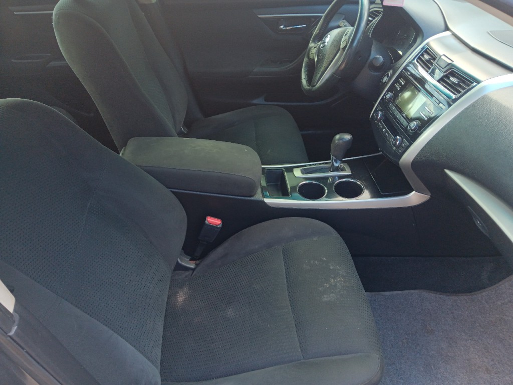 2014 Nissan Altima Image 9
