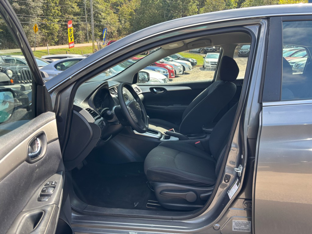 2016 Nissan Sentra Image 6