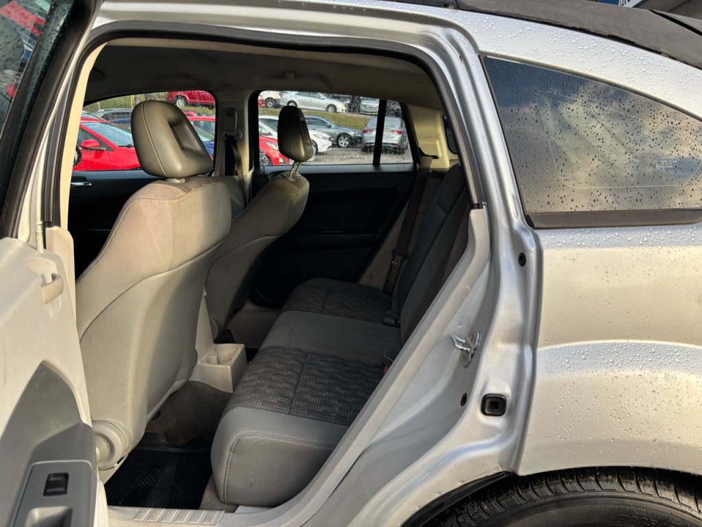 2007 Dodge Caliber Image 8