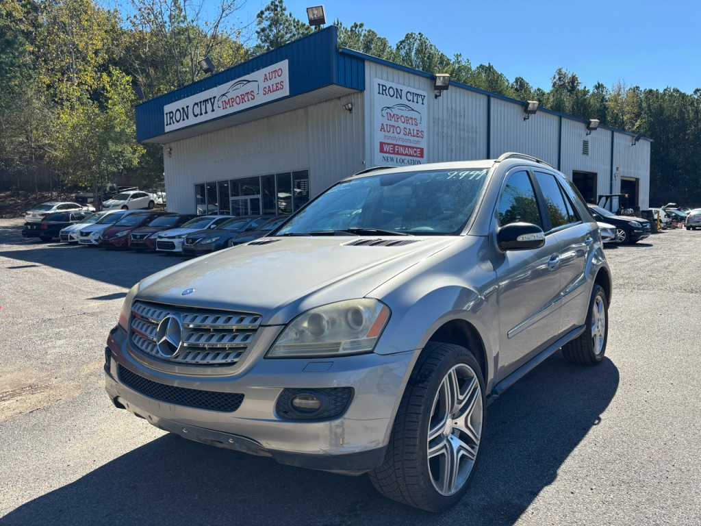 2008 Mercedes-Benz M-Class Image 1