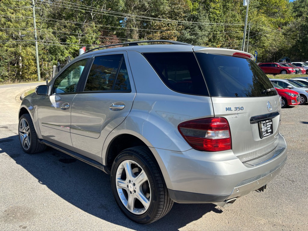 2008 Mercedes-Benz M-Class Image 4