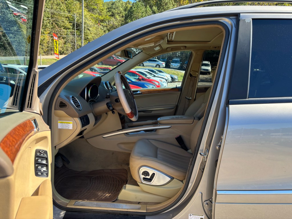 2008 Mercedes-Benz M-Class Image 6